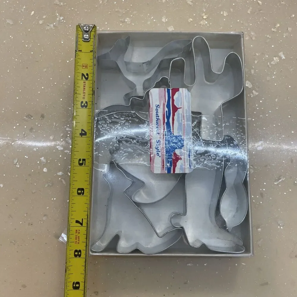 Southwest Style Cookie Cutters Vintage Metal Western Cactus Boot‎ Box Set Of 7